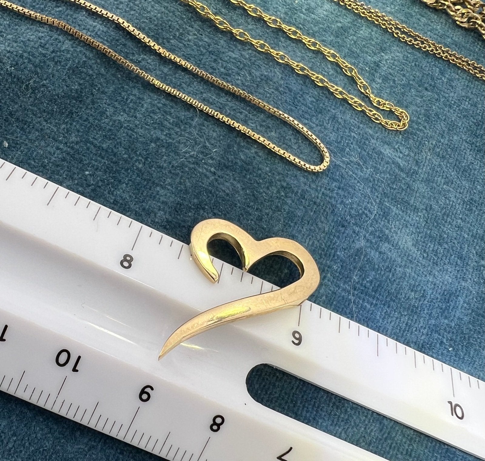 UNDER COST - Lot of TEN 925 Gold + Silver Tone Chains w 10k Gold Heart Pendant - Box 23