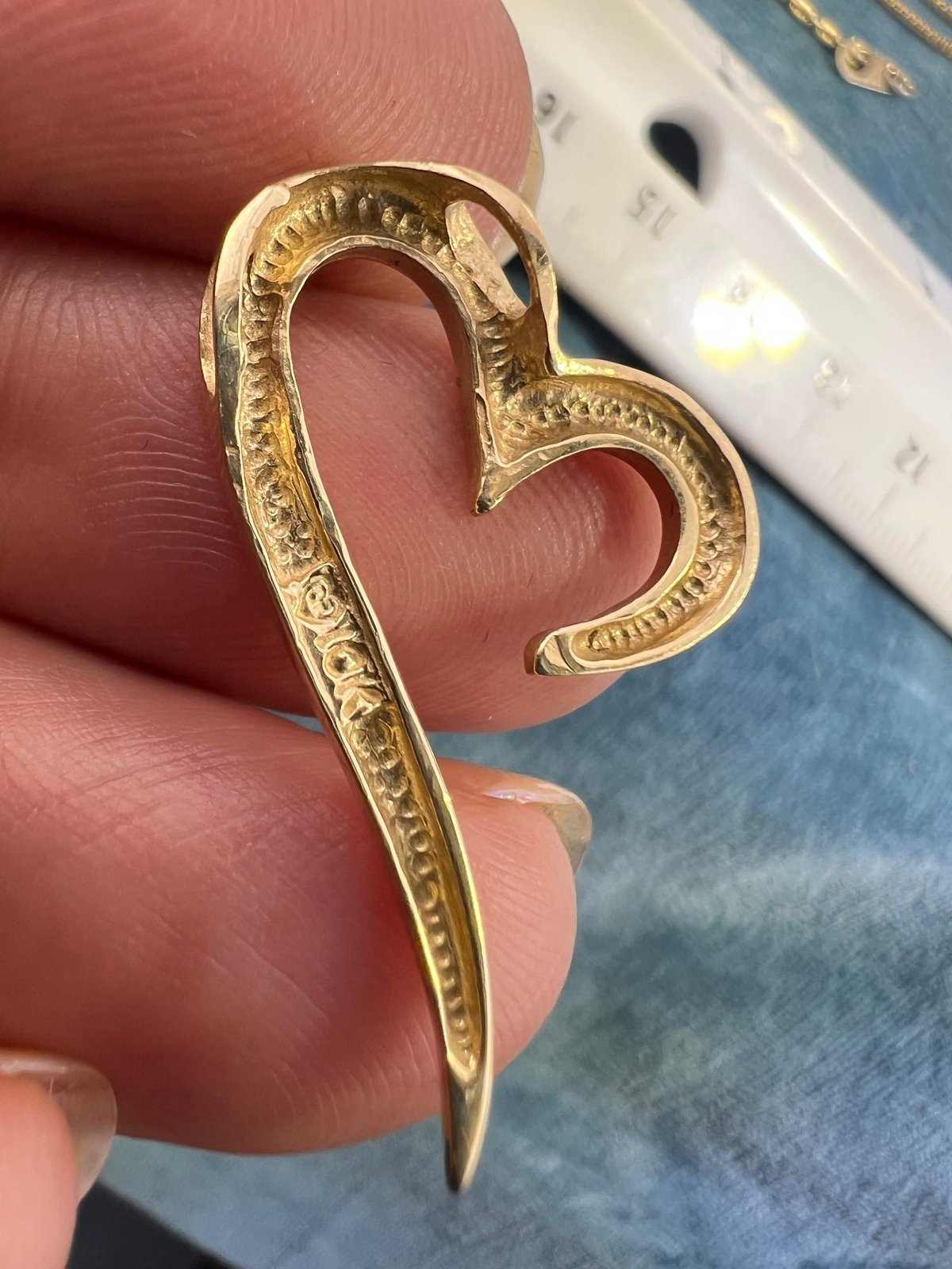 UNDER COST - Lot of TEN 925 Gold + Silver Tone Chains w 10k Gold Heart Pendant - Box 23