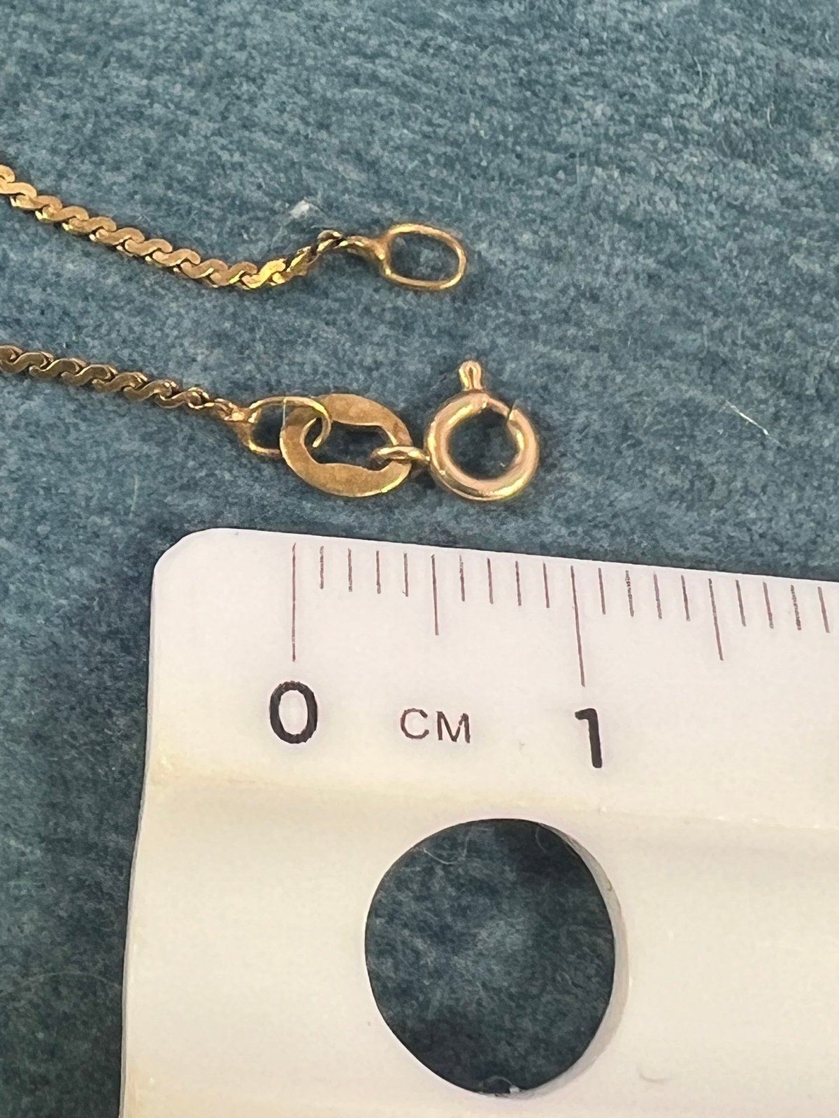 UNDER SCRAP 14k Gold Chain. Kinks Easily - 0175