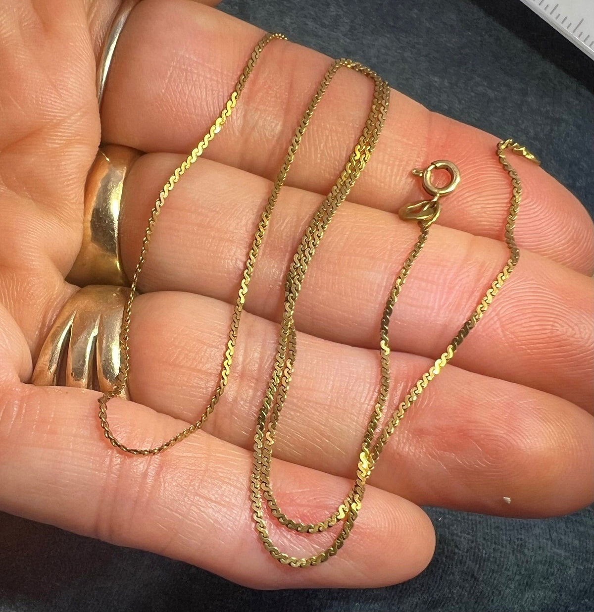 UNDER SCRAP 14k Gold Chain. Kinks Easily - 0175