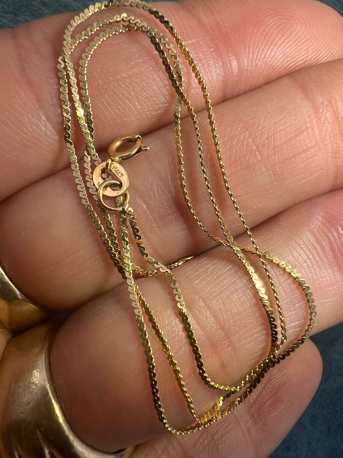 UNDER SCRAP 14k Gold Chain. Kinks Easily - 0176