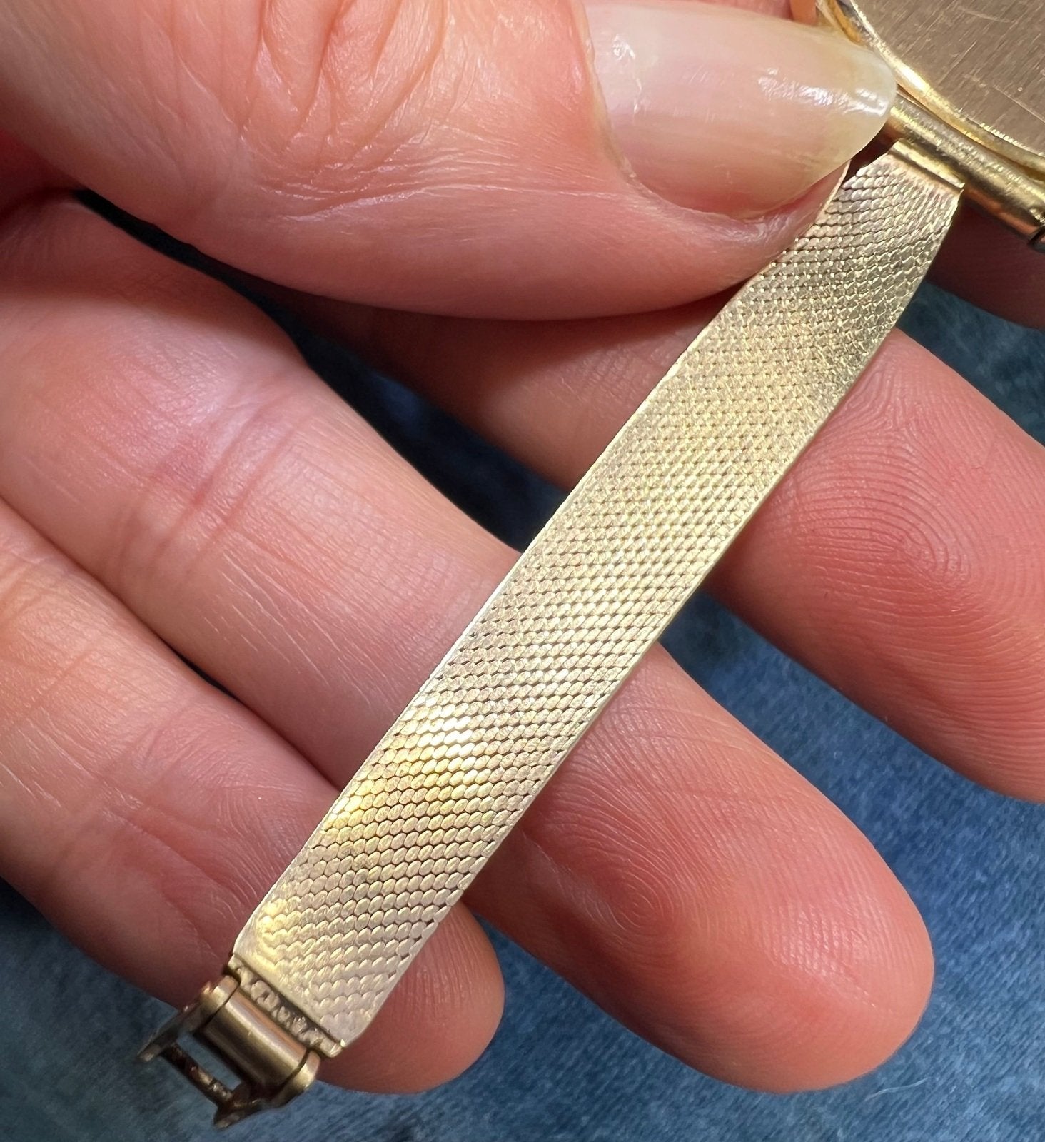 Under Scrap - 14k Gold Bracelet Watch + Band. Vicence + Wittnauer. Works!