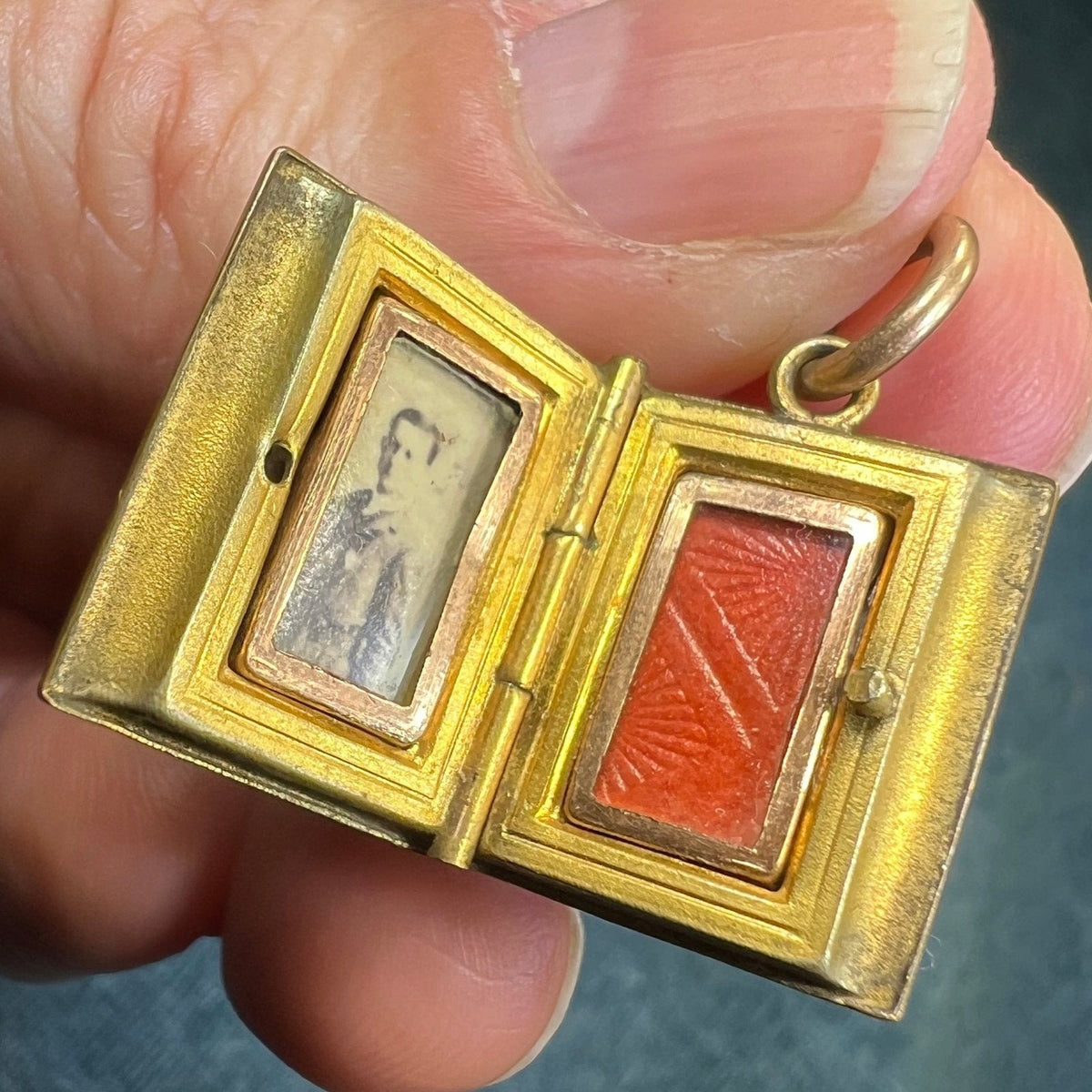 10K Gold Blue Enamel Lily Pad Photo Locket. Antique 2-Sided Pendant *Video*