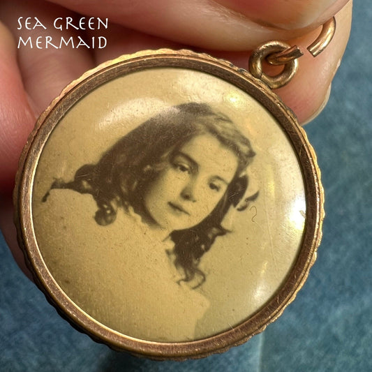 10K Gold Victorian Mother-Daughter 2-Sided Portrait Pendant. Sepia