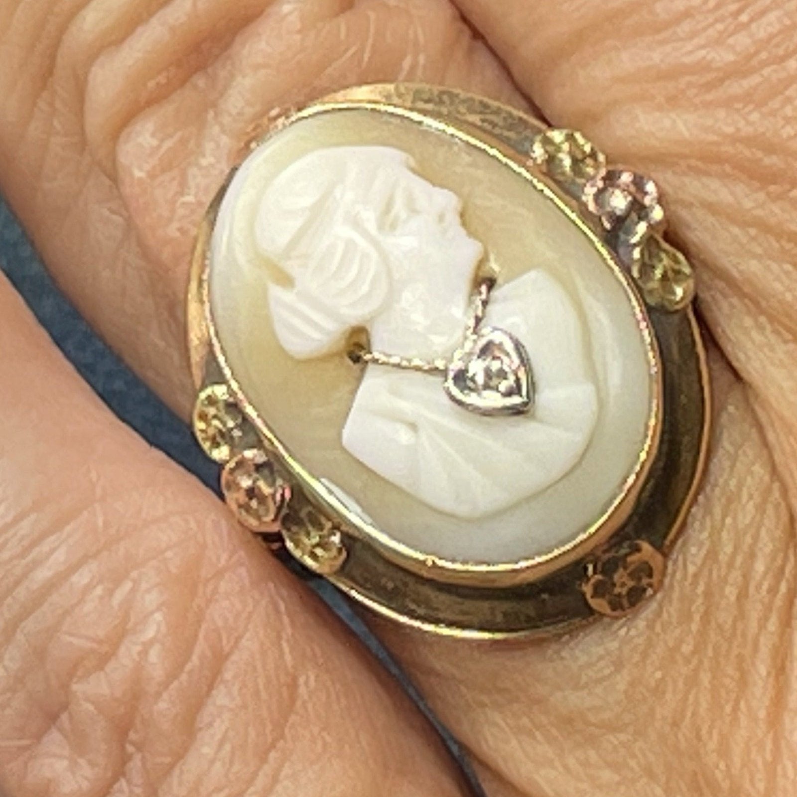 Cameo ring with diamond necklace online