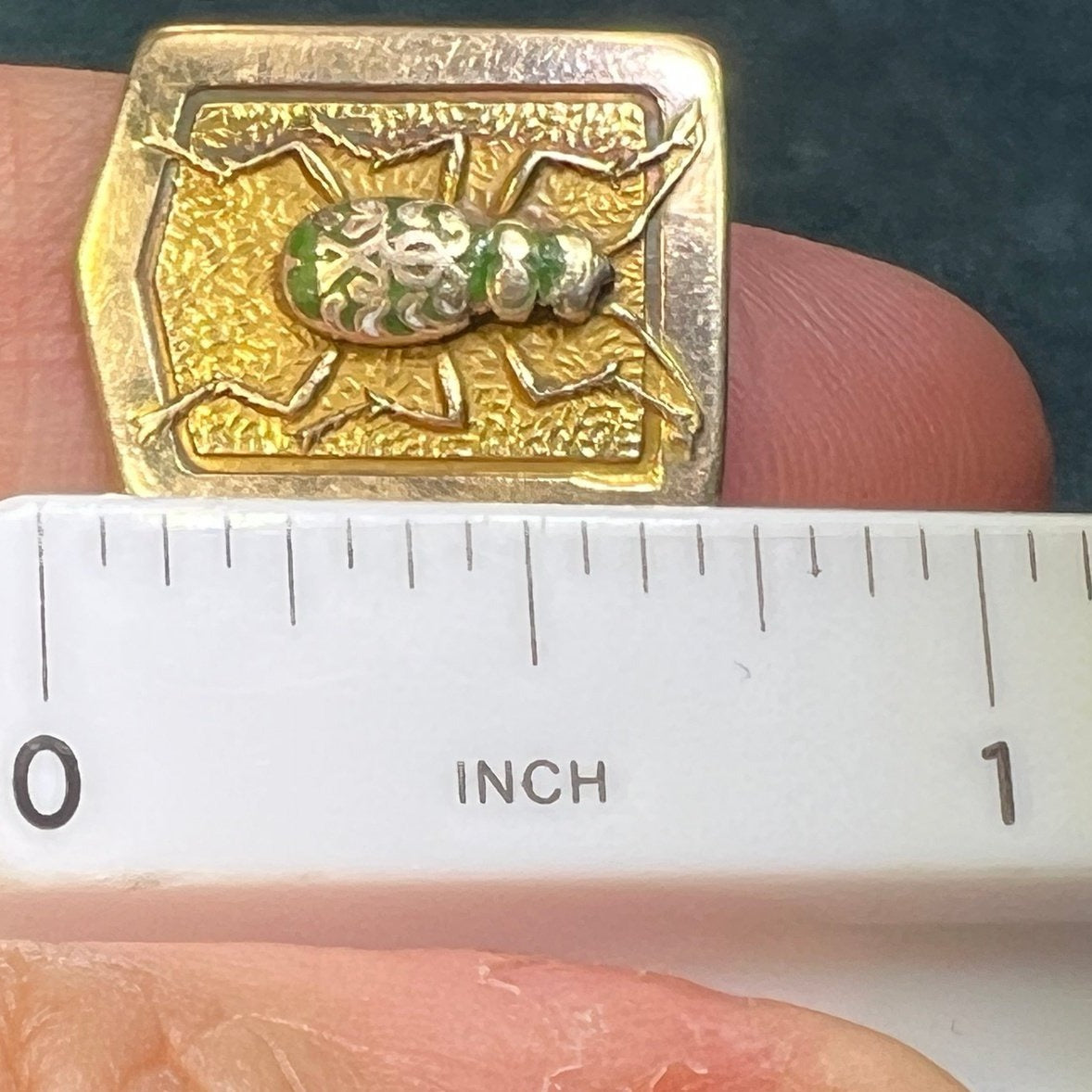 10k Gold 1930s Deco Egyptian Insect Shield Ring. 3/4" + 8g