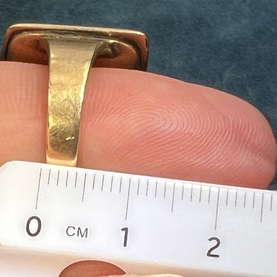 10k Gold 1930s Deco Egyptian Insect Shield Ring. 3/4" + 8g