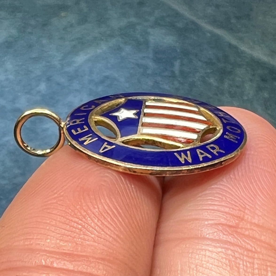 10k Gold AMERICAN WAR MOTHERS Red White Blue Enamel Pendant