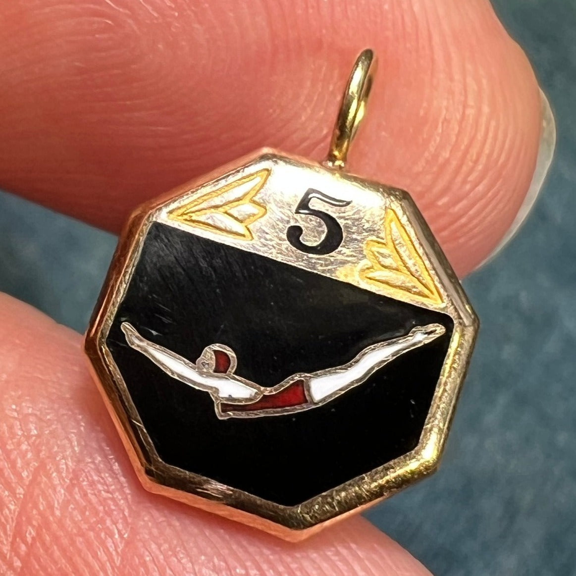 10k Gold Art Deco Bathing Beauty 1940s Swim Dive Pendant