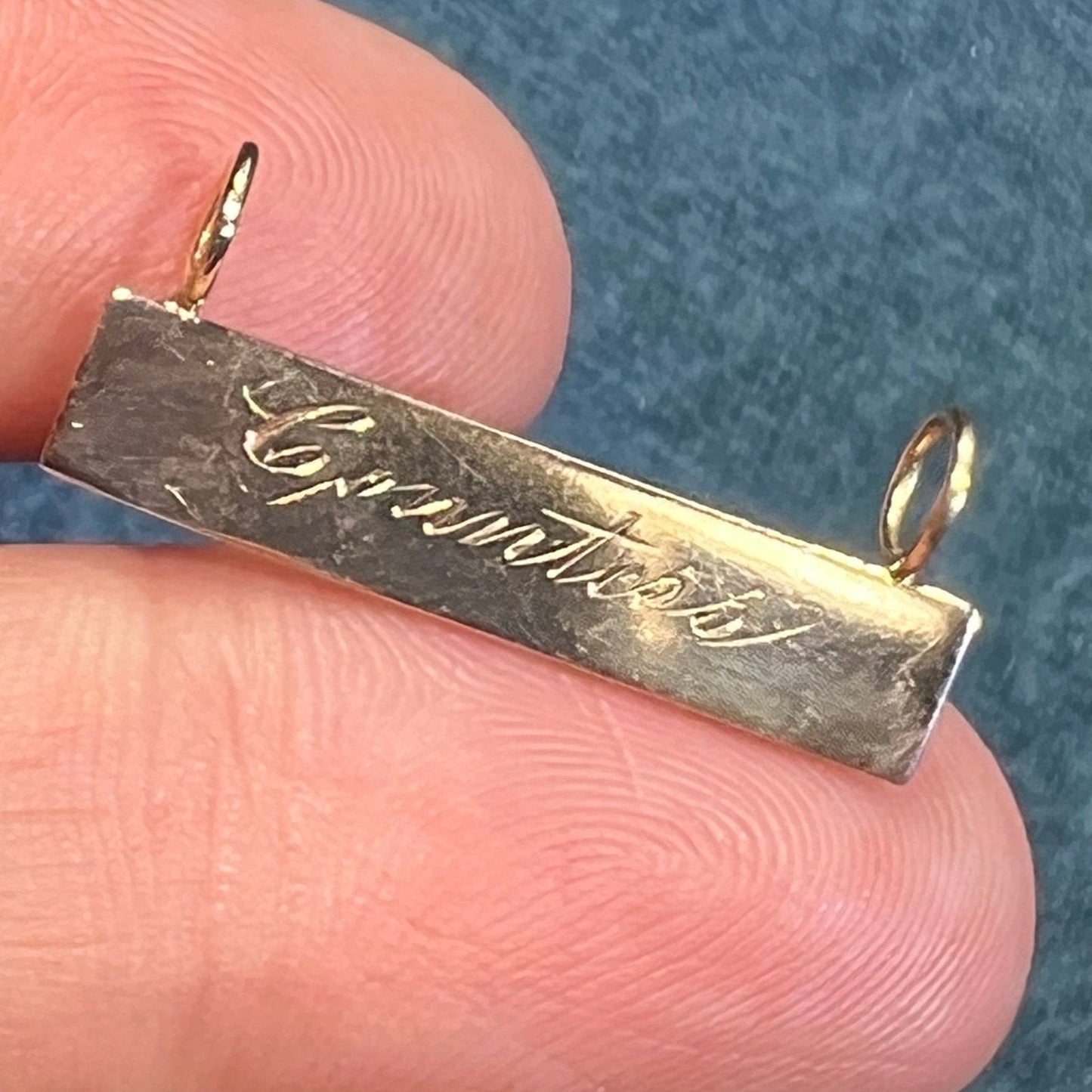 10k Gold COUNTESS Engraved Cursive Antique Pendant. 2 Bails