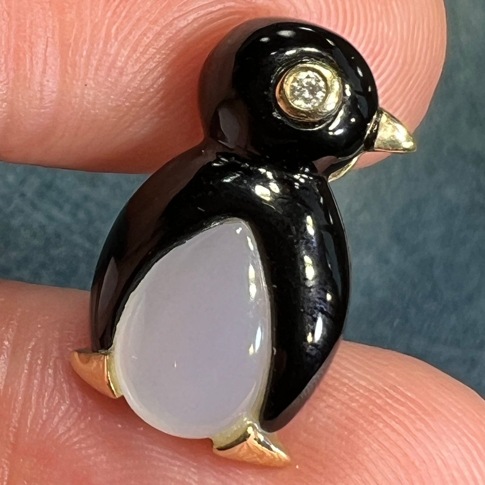 10k Gold Onyx PENGUIN Pendant w MOP Belly. Diamond Eye