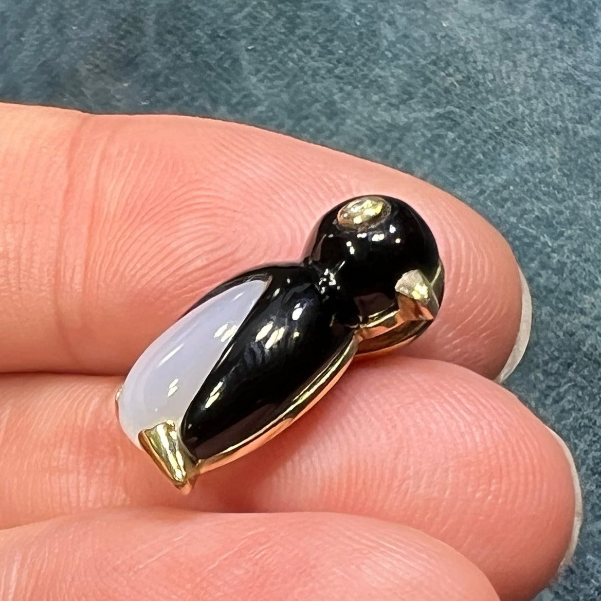 10k Gold Onyx PENGUIN Pendant w MOP Belly. Diamond Eye