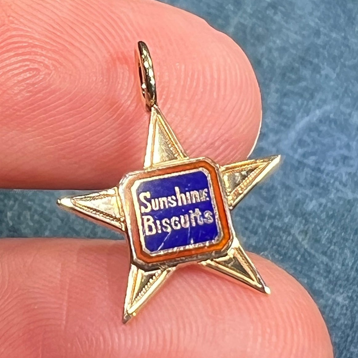 10k Gold SUNSHINE BISCUITS Star Shaped Pendant. TINY!