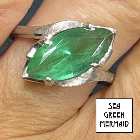 10k White Gold 1.1 Ct Marquise Emerald Green Quartz Ring