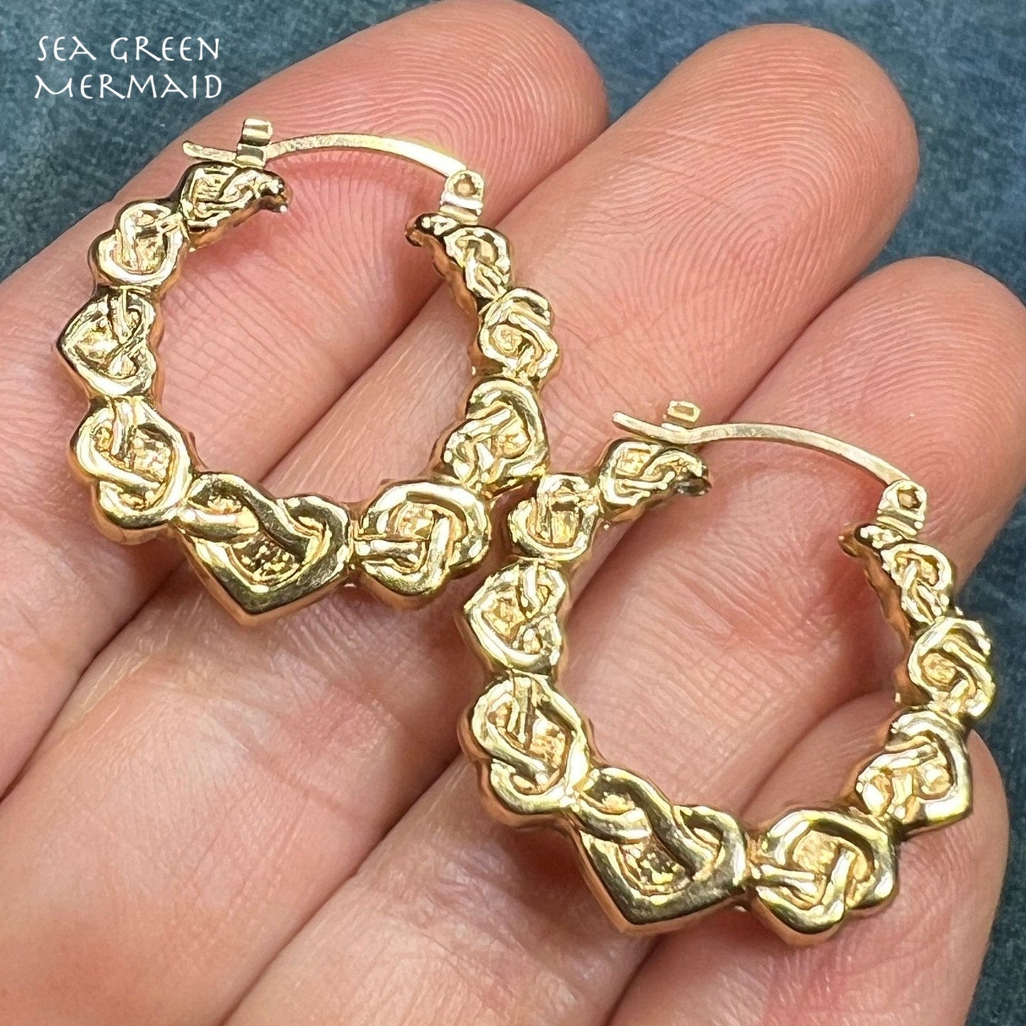 10k Yellow Gold 1" CELTIC KNOT Hearts Hoop Earrings. **RARE**