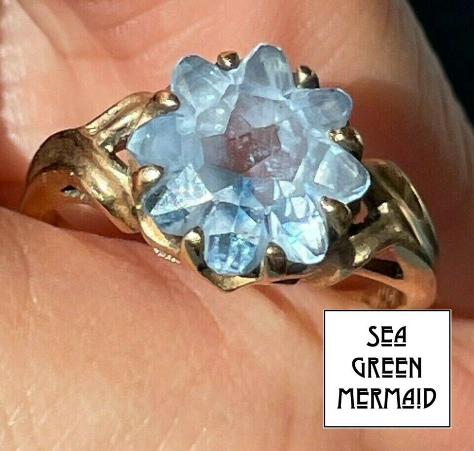 10k Yellow Gold Aquamarine SNOWFLAKE/ SUNFLOWER Ring. Baby Blue_b100_18