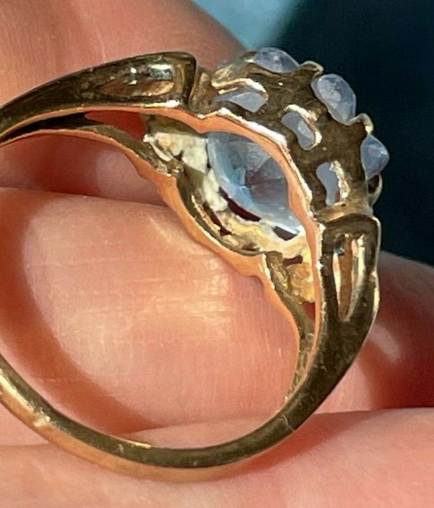 10k Yellow Gold Aquamarine SNOWFLAKE/ SUNFLOWER Ring. Baby Blue_b100_18