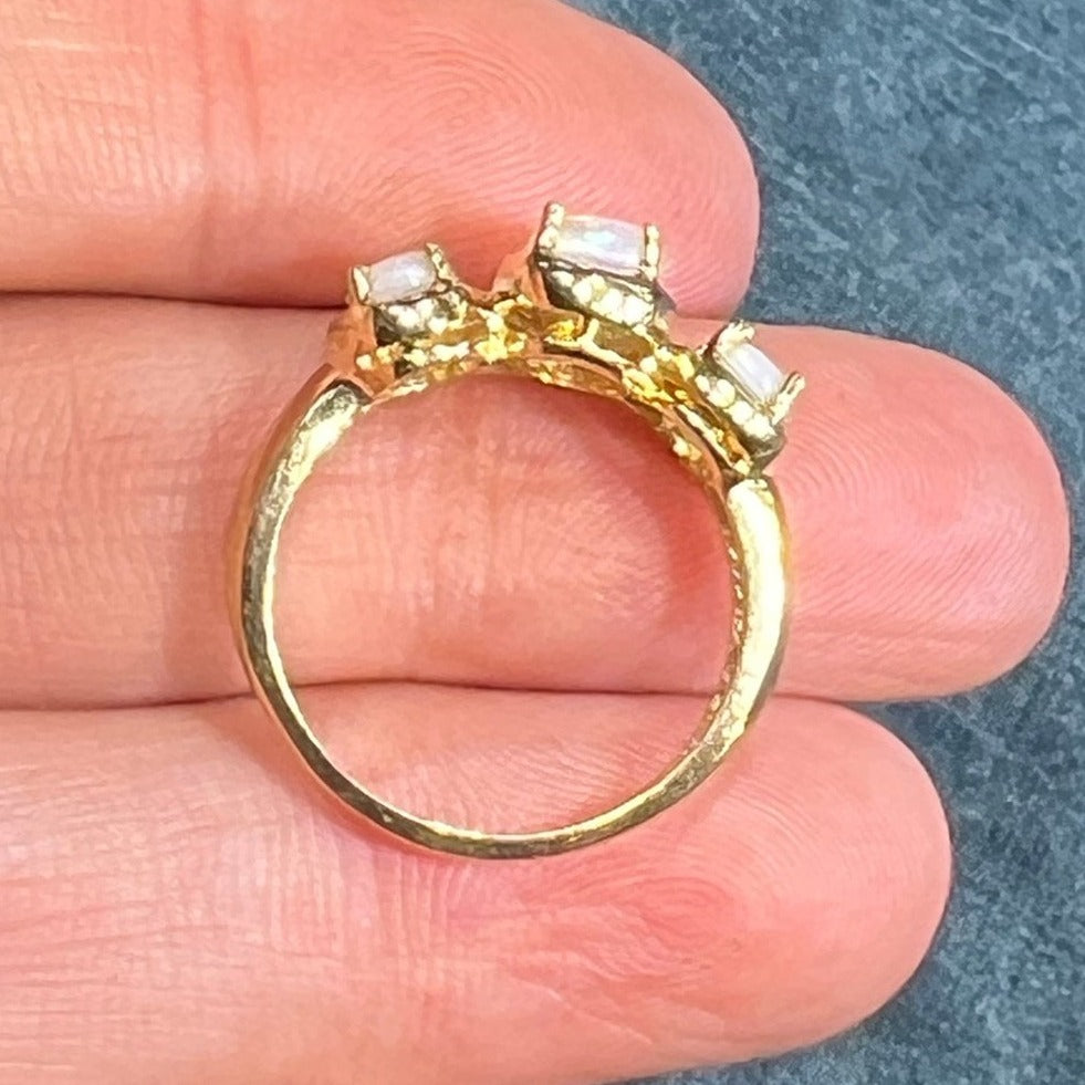 10k Yellow Gold Australian Lavender Jelly 3 Opal Ring *VIDEO*