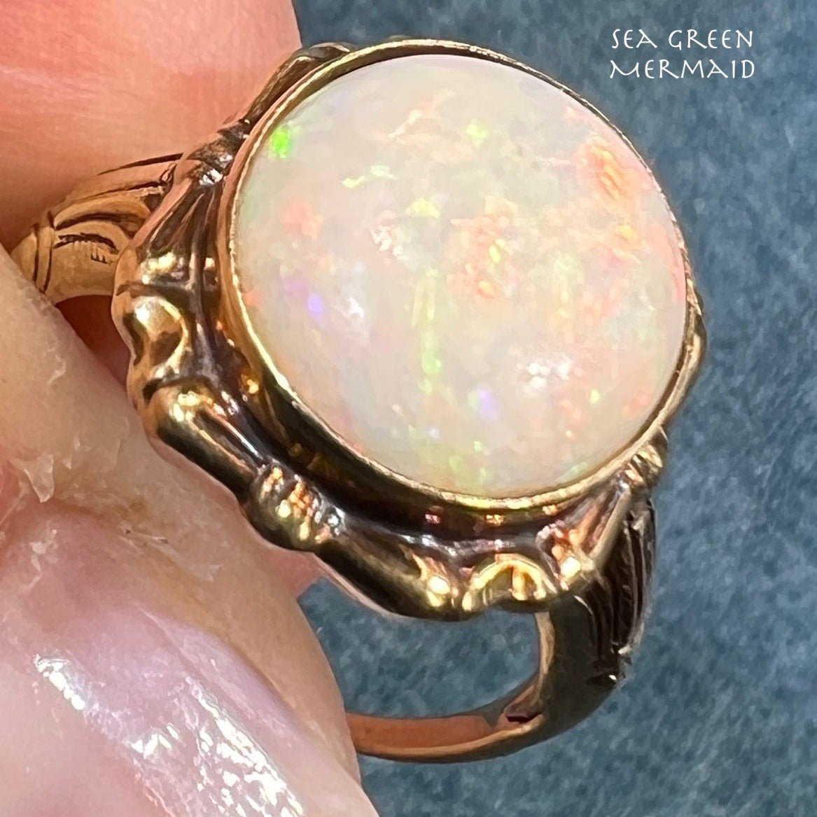 10k Yellow Gold Australian Opal Ring. Scrolled Frame *VIDEO*