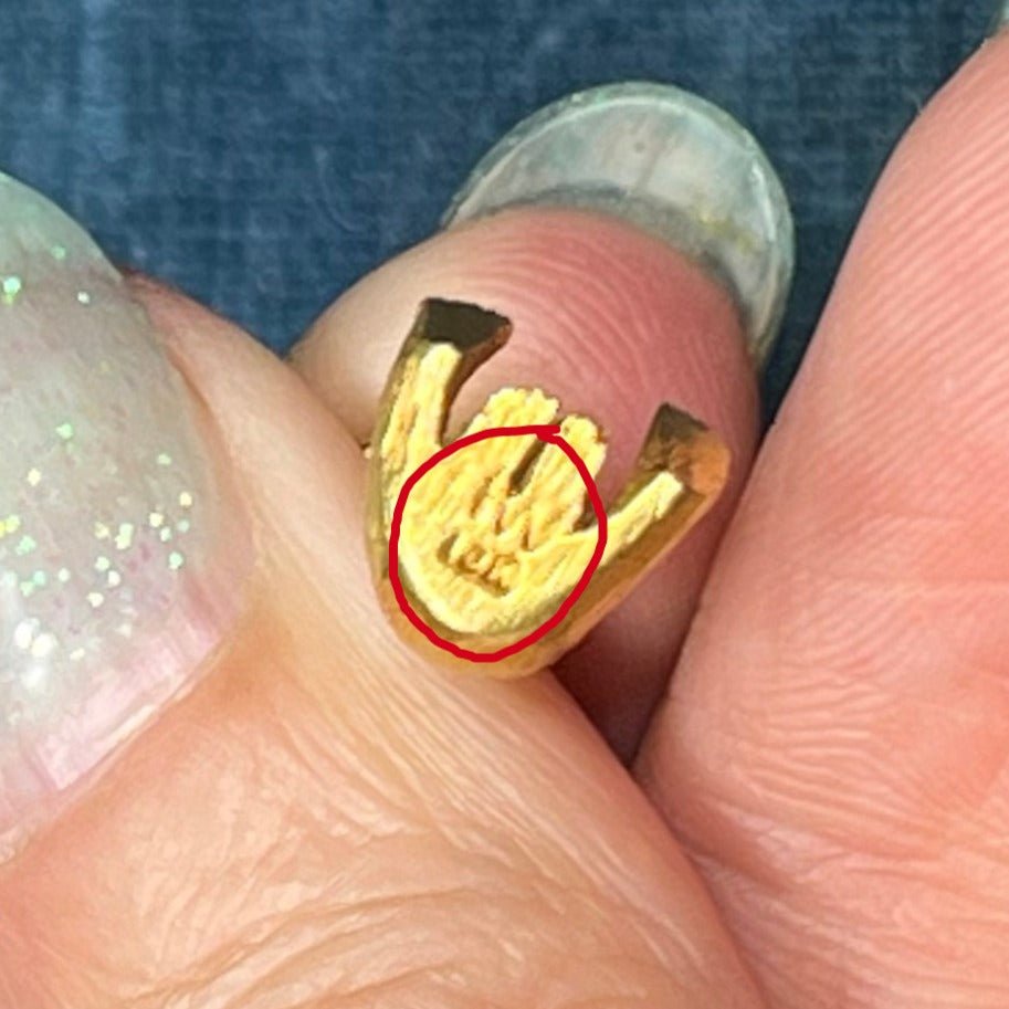 10k Yellow Gold Sitting Baby Bear Pendant. 3.3g