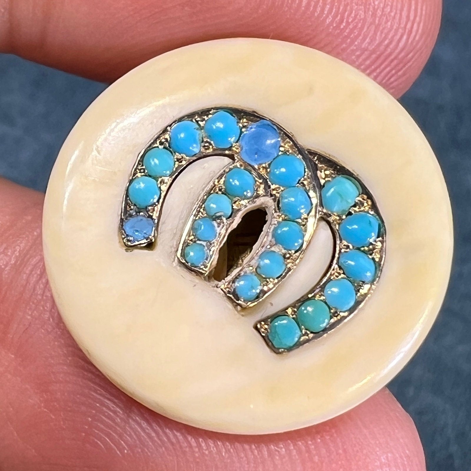 10k Yellow Gold Turquoise 2 Horseshoe Pendant. Double Lucky!