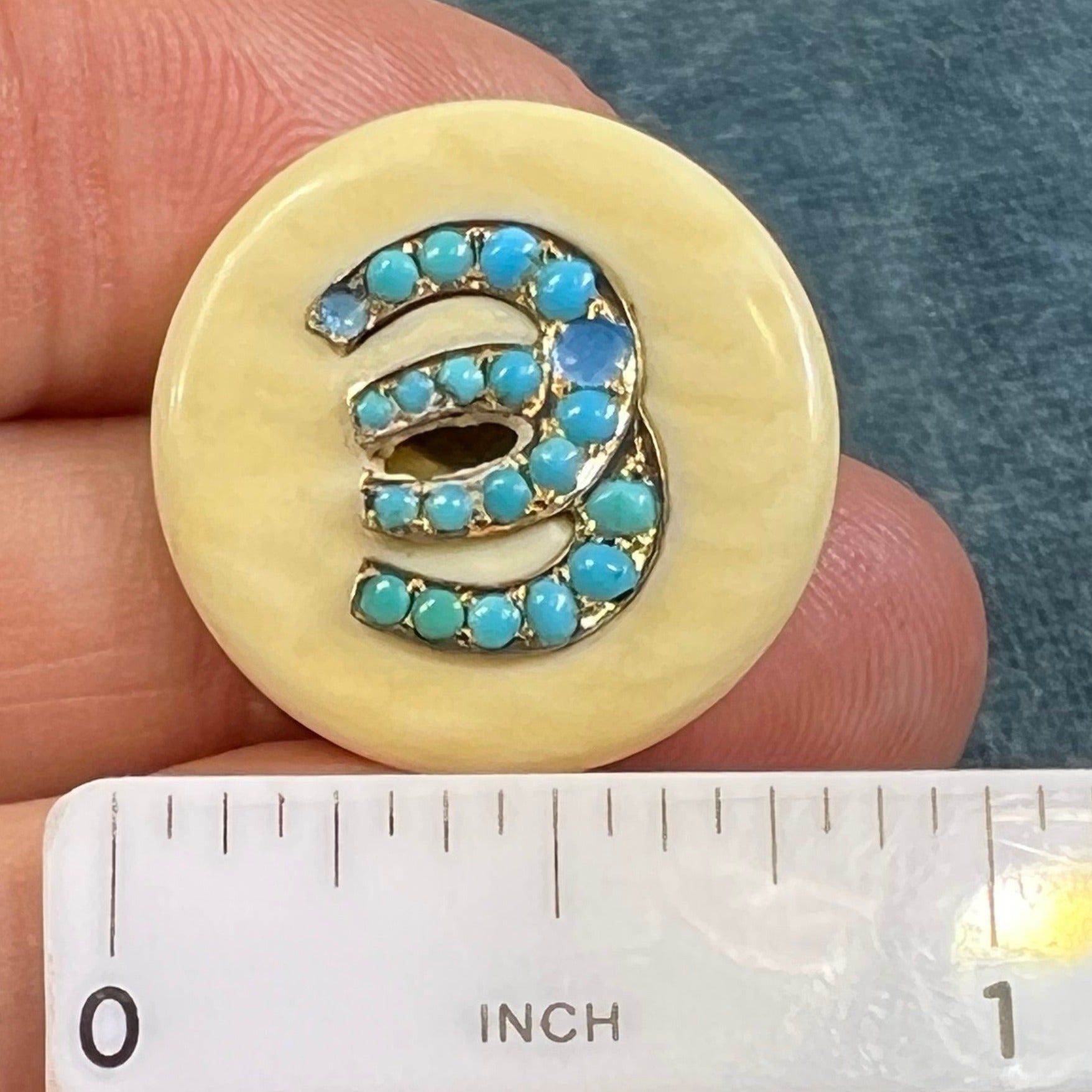 10k Yellow Gold Turquoise 2 Horseshoe Pendant. Double Lucky!