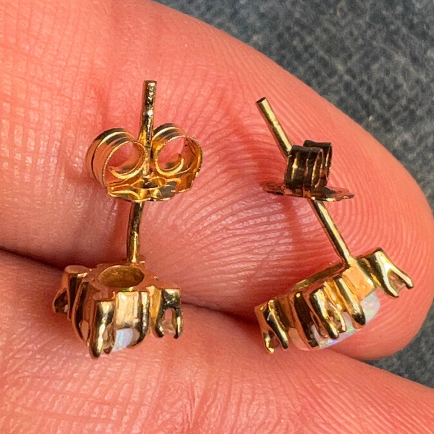 10k Gold Australian Crystal Jelly Opal Earrings w Diamonds. TINY! *Video*