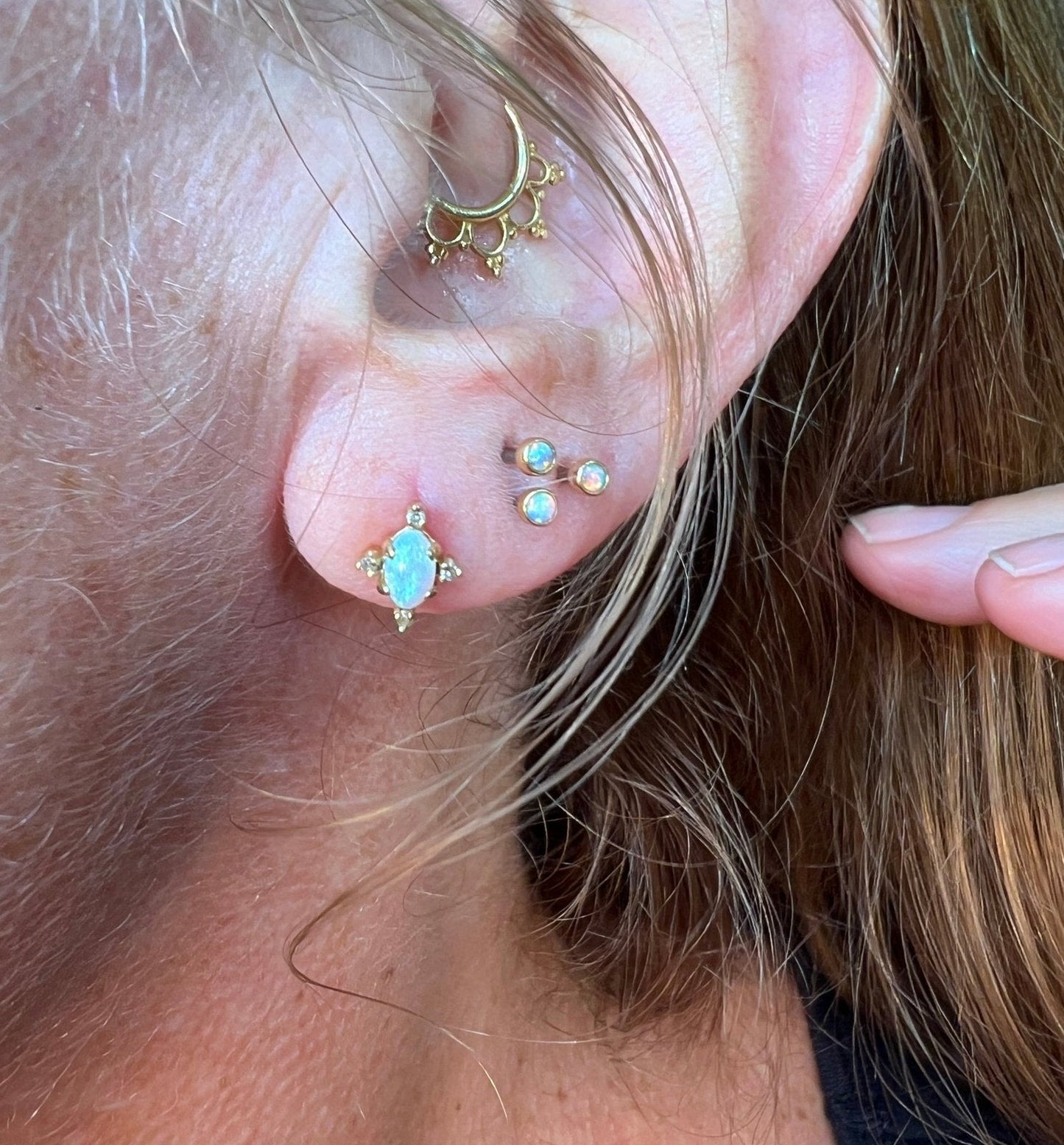 10k Gold Australian Crystal Jelly Opal Earrings w Diamonds. TINY! *Video*