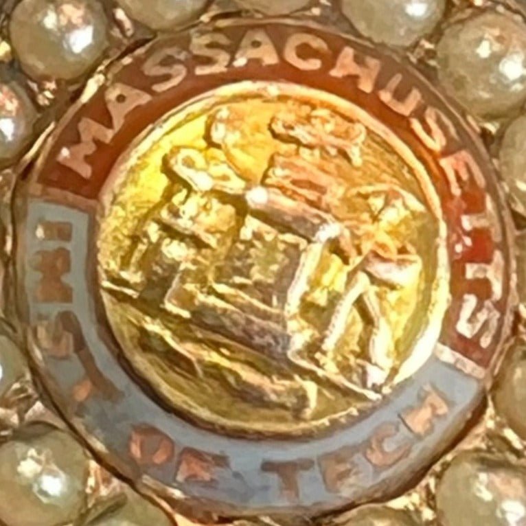 10k Gold MIT Mass Inst of Technology Insignia Class Pendant. Pearls