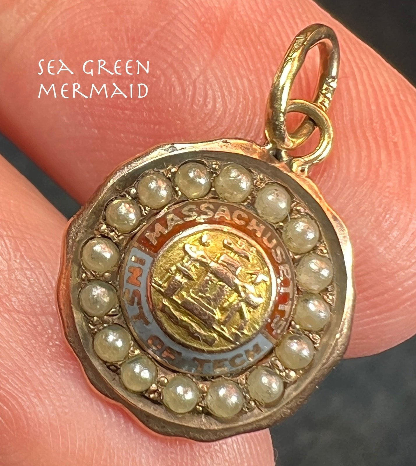 10k Gold MIT Mass Inst of Technology Insignia Class Pendant. Pearls