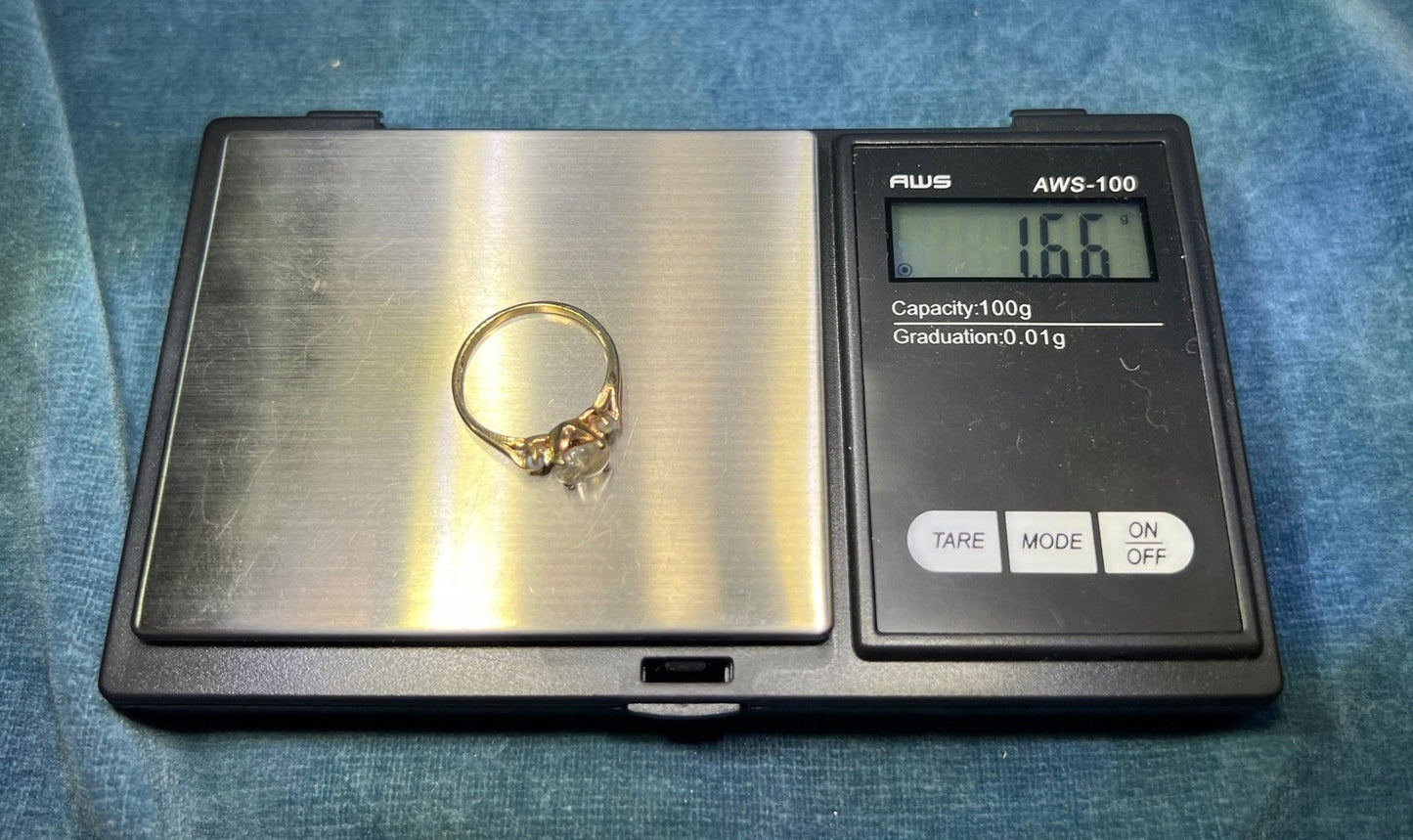 10k Gold Moonstone Crescent Man in the Moon Ring w Opals. Tiny **Video**