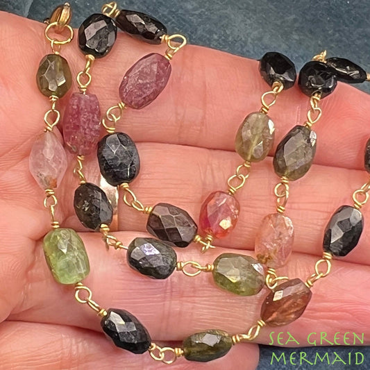 10k Gold Multi-Color Tourmaline Station Chain Necklace. 17g