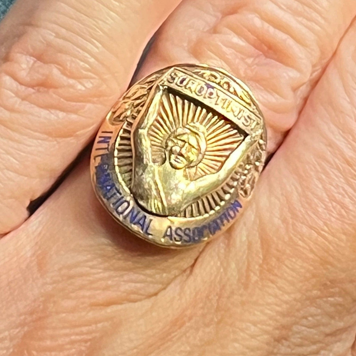 10k Gold *Rare* 1930s Deco Soroptimist Sunburst Ring. Empowering Women