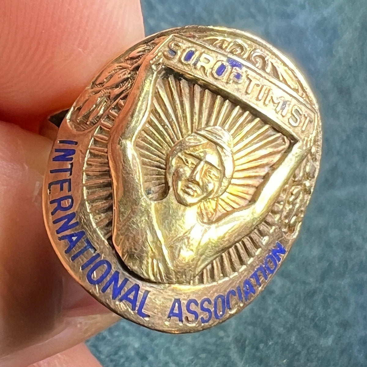 10k Gold *Rare* 1930s Deco Soroptimist Sunburst Ring. Empowering Women