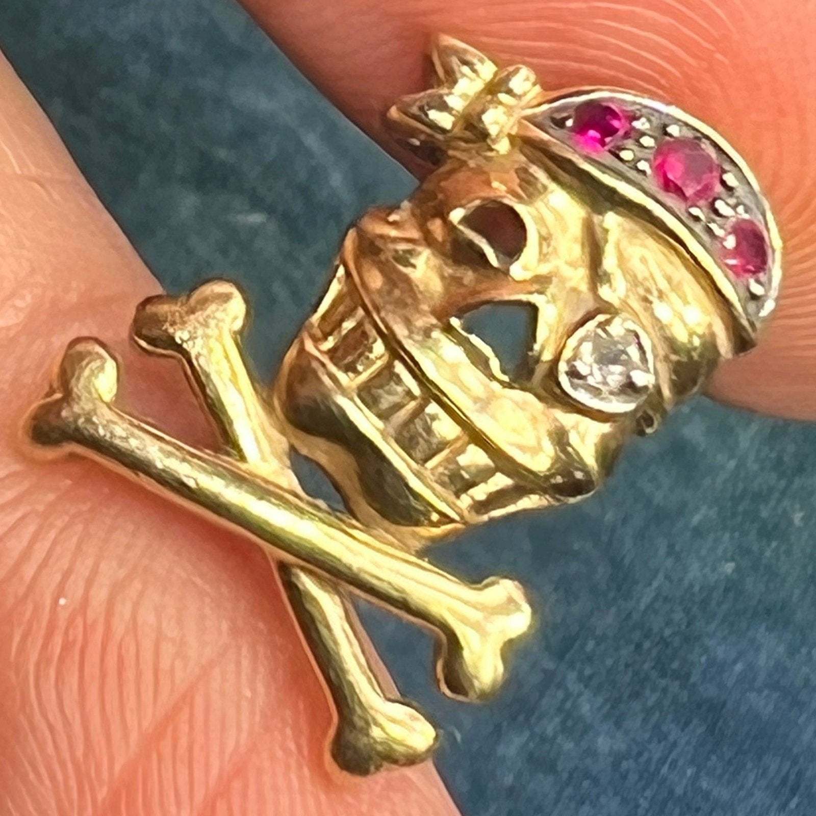 10k Gold Ruby Skull + Bones Pirate Jolly Roger Pendant