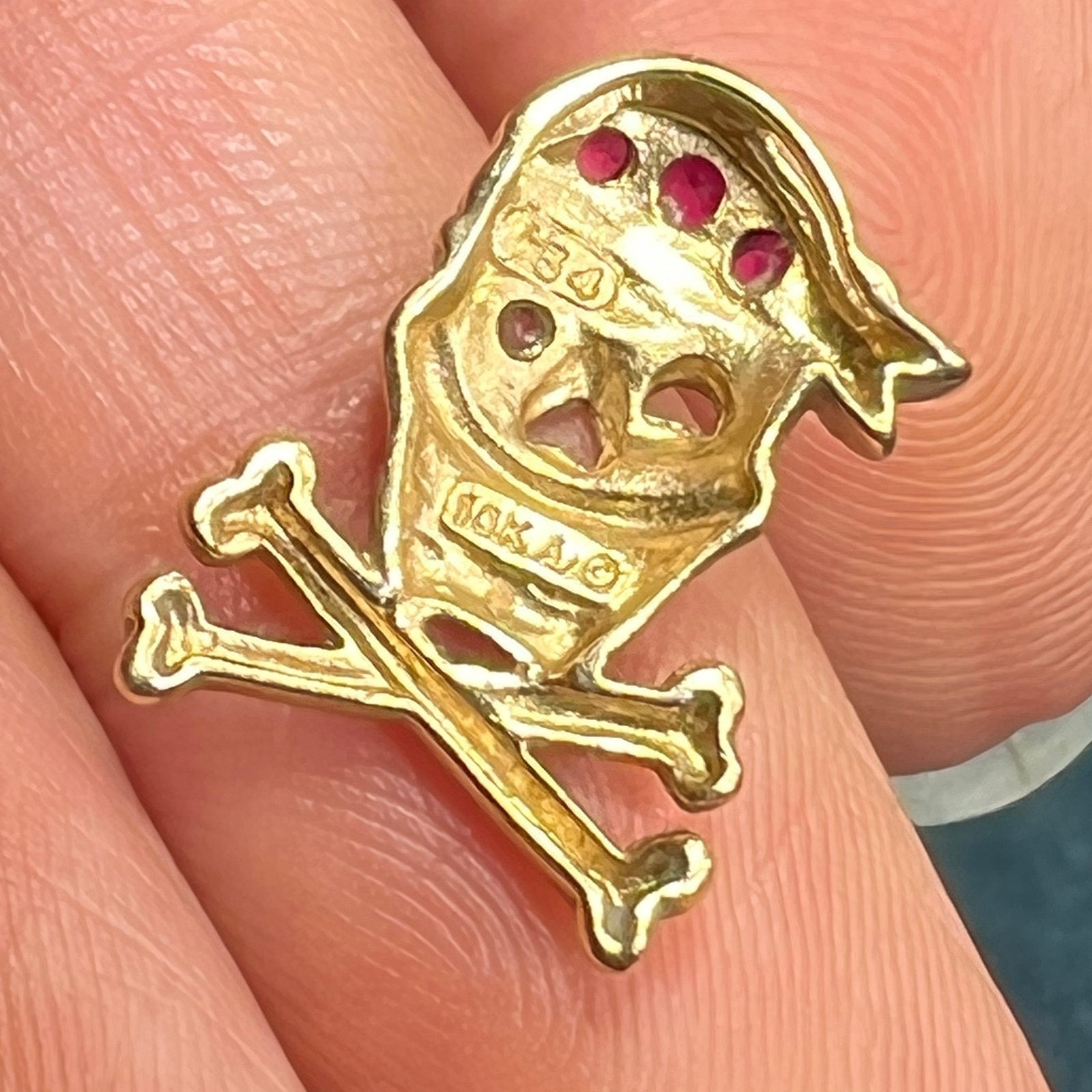 10k Gold Ruby Skull + Bones Pirate Jolly Roger Pendant