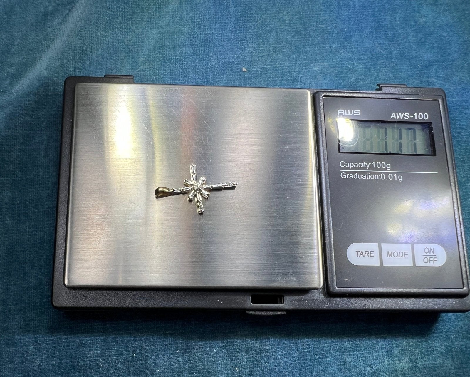 10k White Gold Cross Pendant w Sunburst of Diamond Baguettes