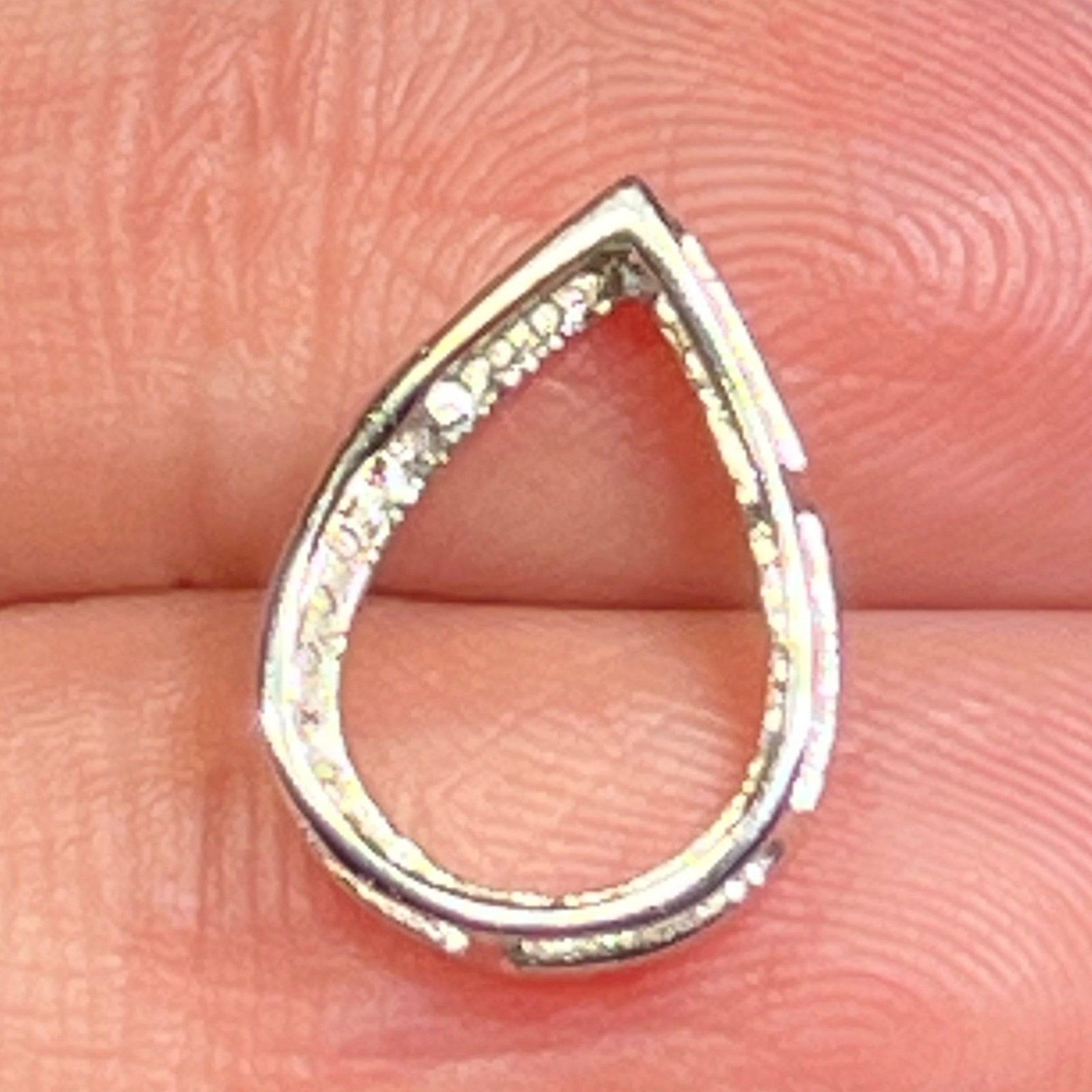 10k White Gold Diamond Teardrop Pendant. Small