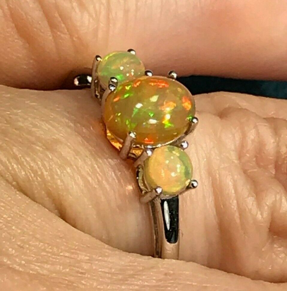 10k White Gold Ethiopian Welo Jelly Opal Ring ***VIDEO***