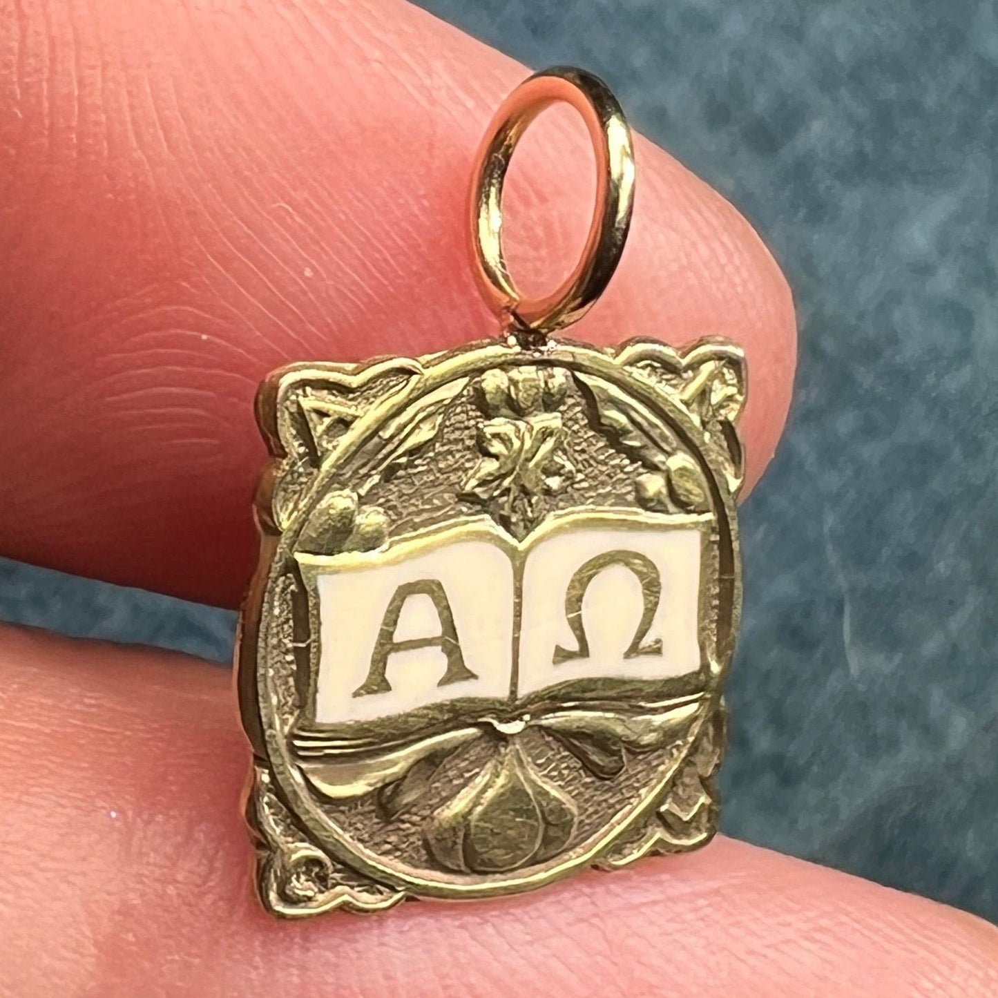 10k Yellow Gold "Alpha to Omega" Engraved Pendant. Antique