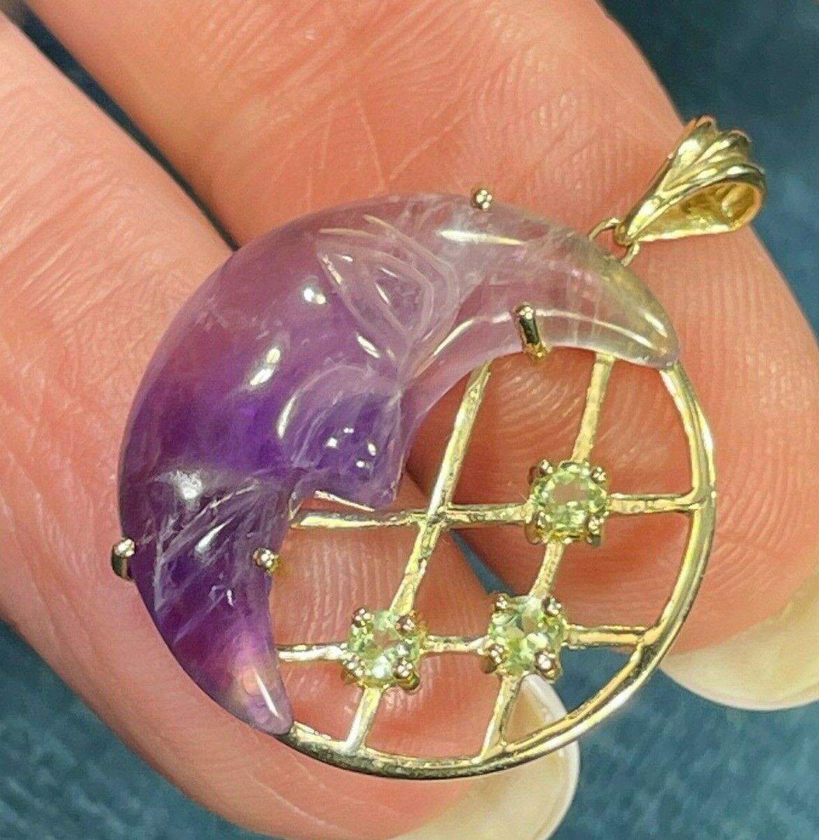 10k Yellow Gold Carved Crescent Amethyst "Man in Moon" Face Pendant_21_249