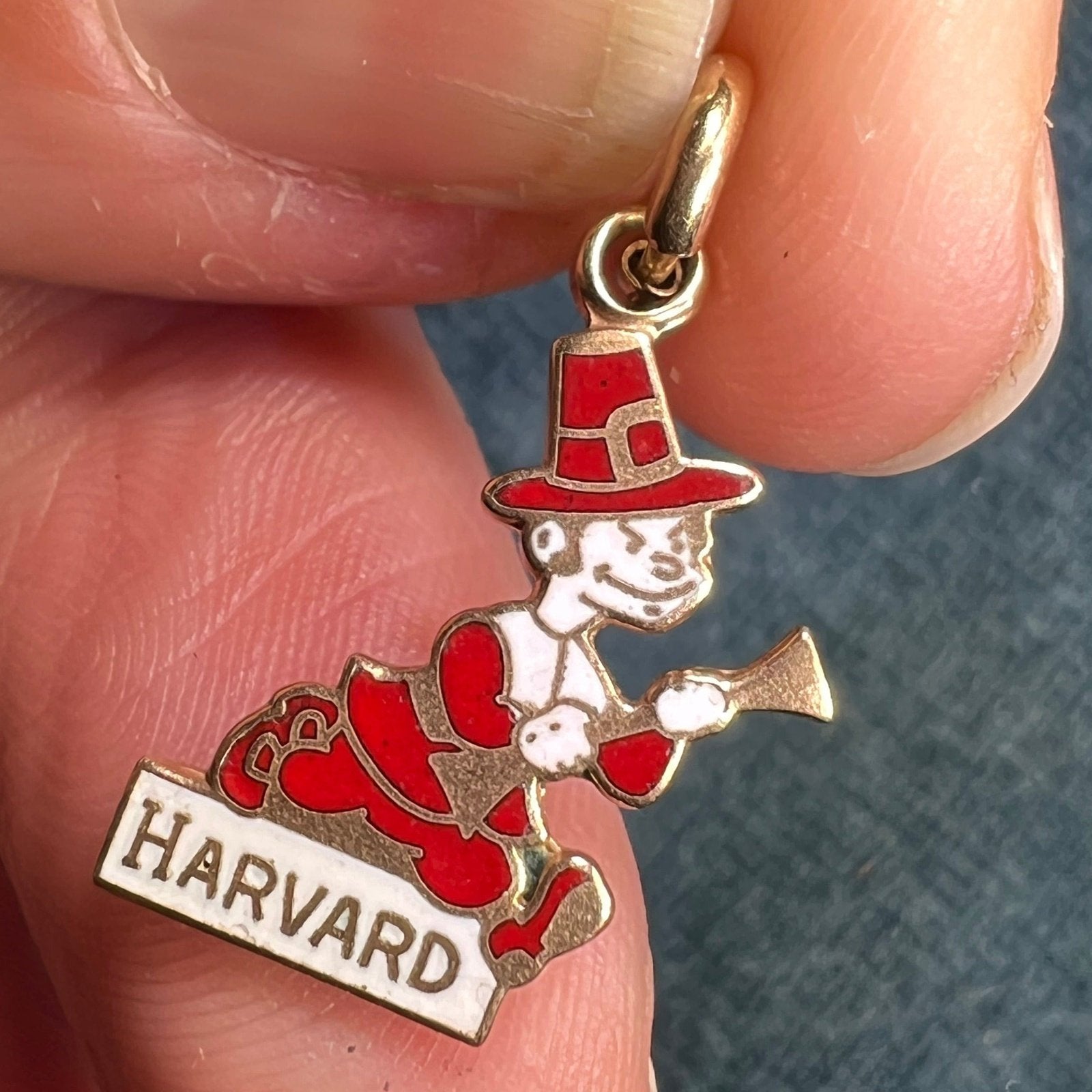 10k Yellow Gold Crimson HARVARD University Crimson Pilgrim Pendant