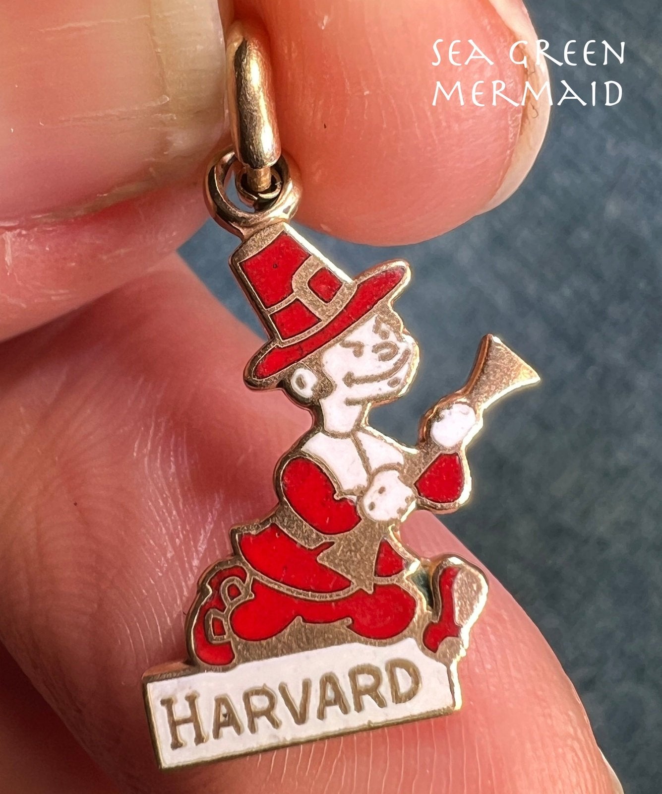 10k Yellow Gold Crimson HARVARD University Crimson Pilgrim Pendant