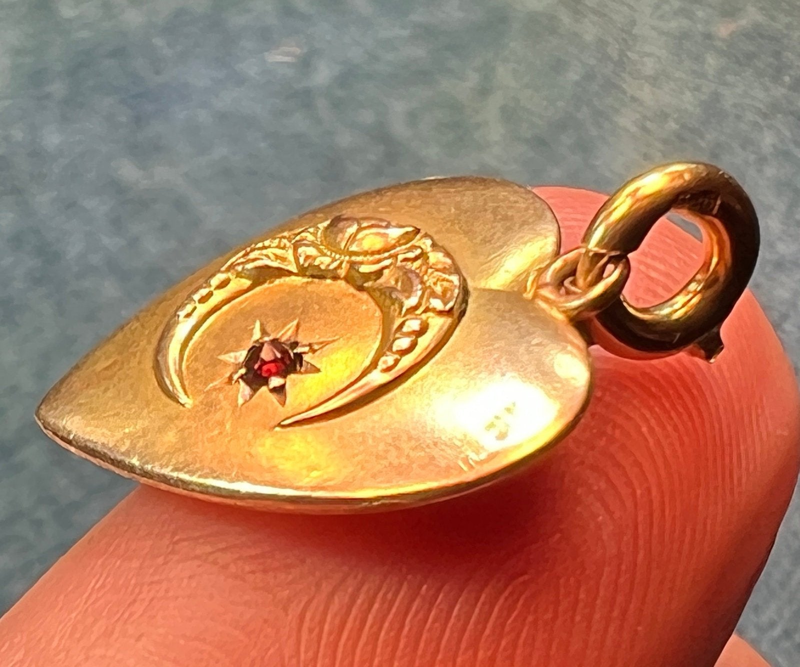 10k Yellow Gold Heart Pendant w Crescent Moon + Gypsy Set Garnet