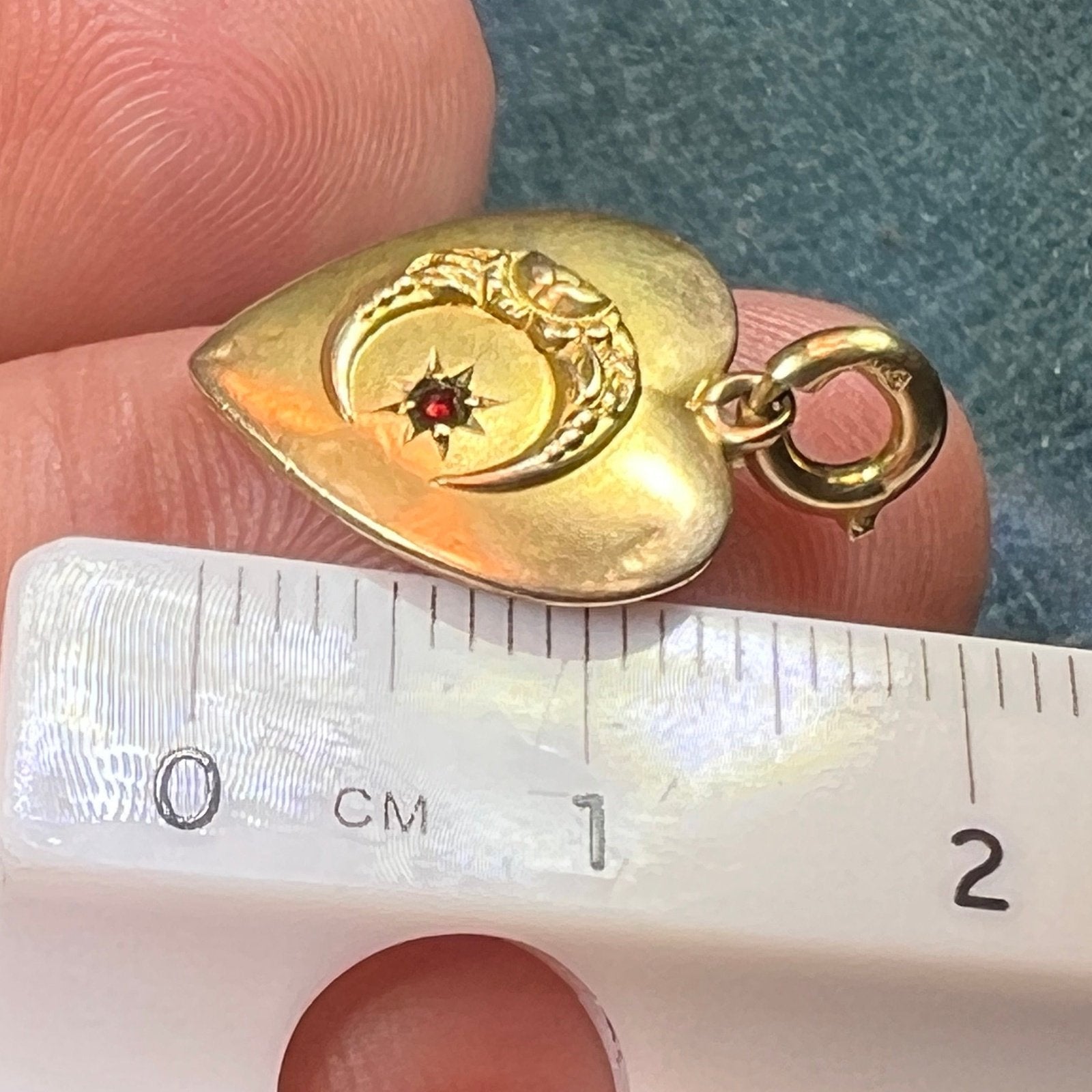 10k Yellow Gold Heart Pendant w Crescent Moon + Gypsy Set Garnet