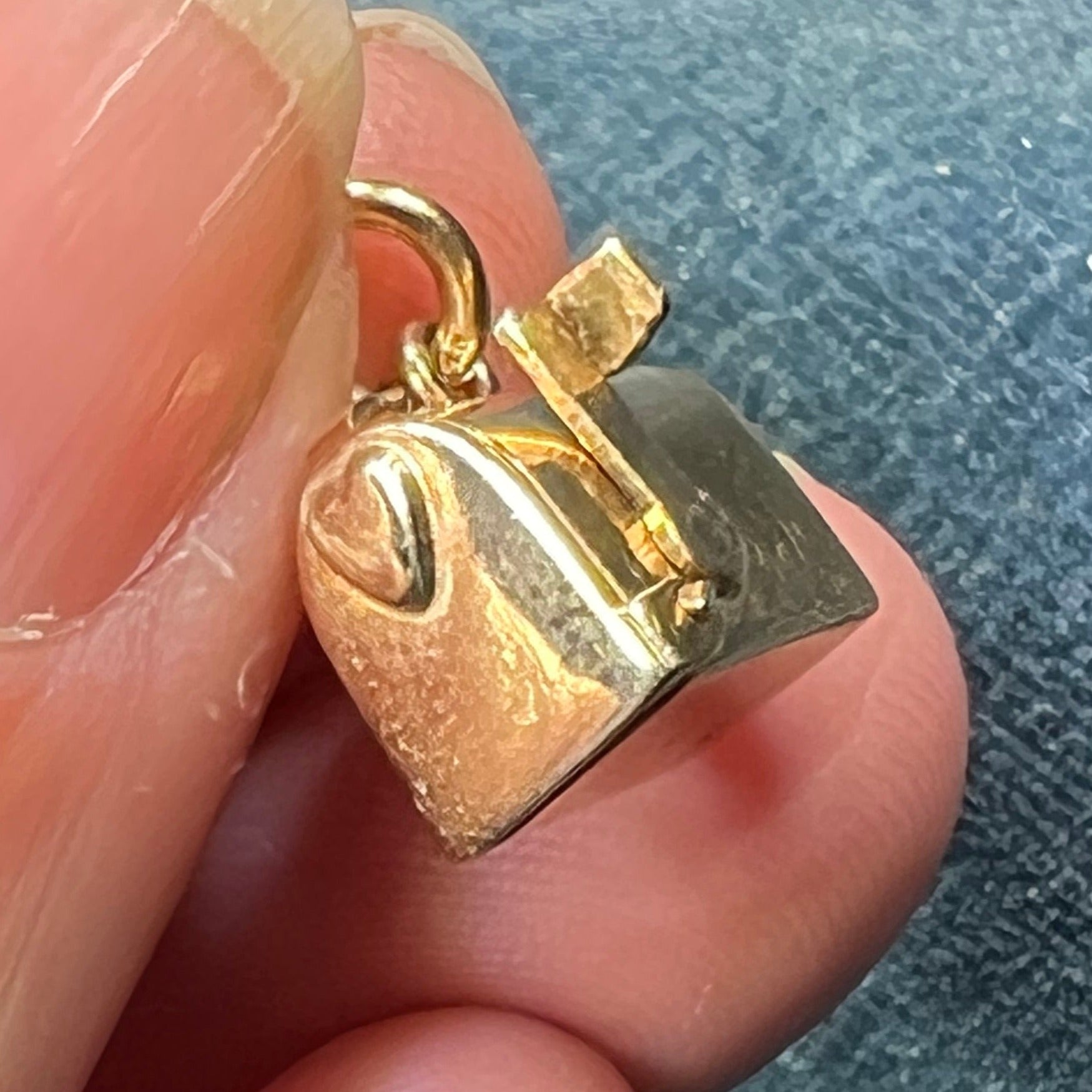 10k Yellow Gold MAILBOX Love Letters Memento Pendant. Tiny! *Video*