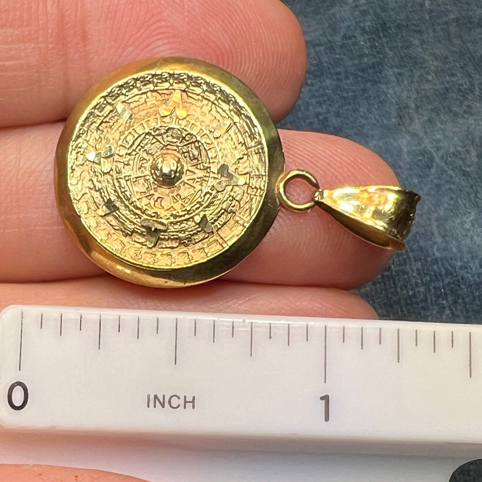 10k Yellow Gold Mayan Aztec Incan SUN Calendar Pendant