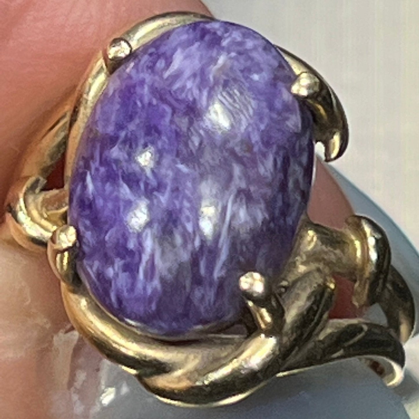 10k Yellow Gold Siberian Charoite Ring. Lavender + Purple. 2/3"