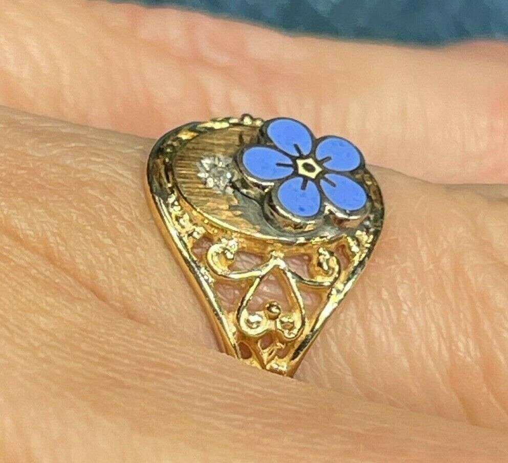 10k Yellow Gold Town & Country Forget-Me-Not Gypsy Set Diamond Ring