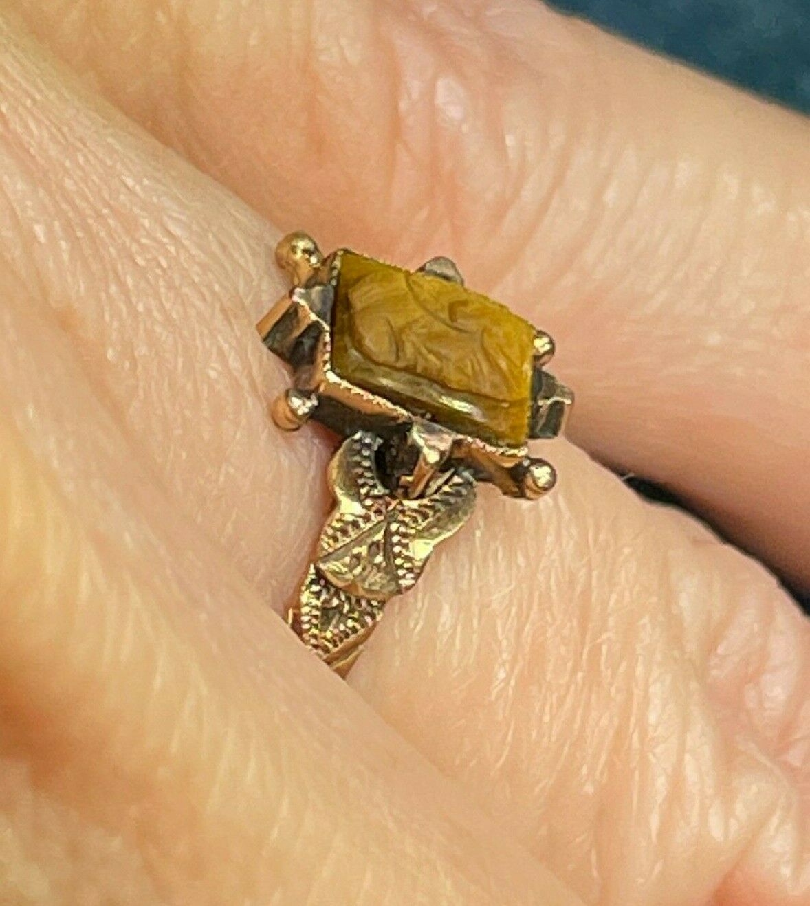 10k Yellow-Rose Gold Carved Tigers Eye Trojan Warrior Cameo Ring. Tiny_b70_10_20